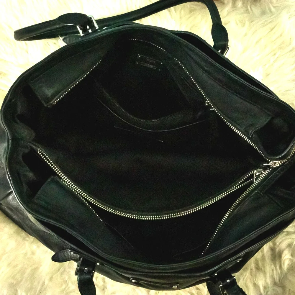 Tumi Black Leather Padded Laptop Pockets Business Travel Tote Bag Briefcase